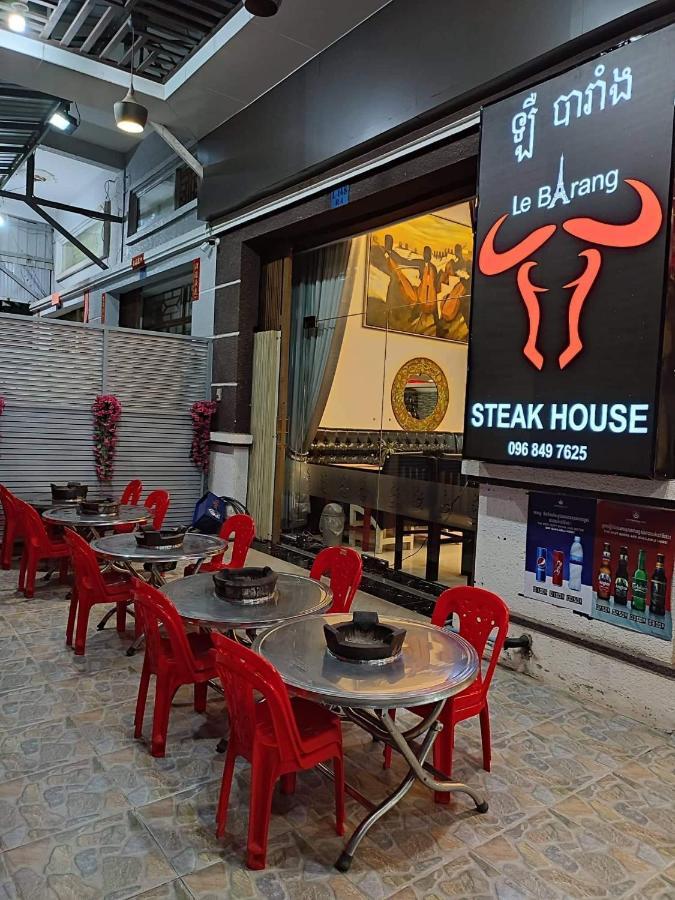 Le Barang Steakhouse & Guesthouse Sihanoukville Exterior foto